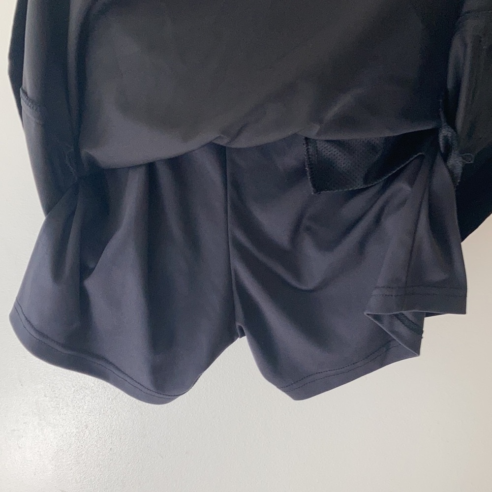 Izod XFG Black Stretch Ladies Sz 10 Golf Skirt - Picture 5 of 8